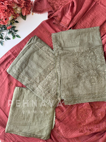 Premium Mulchanderi Embroidered Suit - Pehnava Lawns