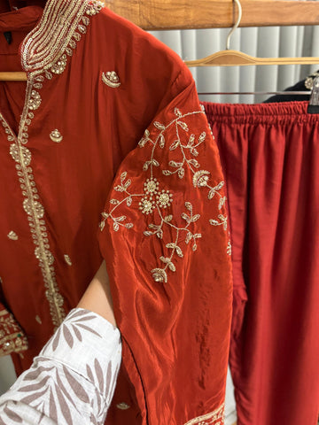 Premium Crepe suit with Handwork detailings-4992