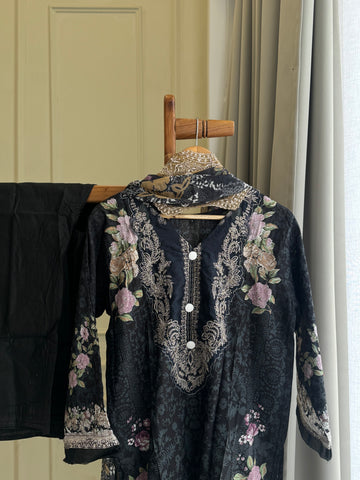 Pakistani printed suit ft-Cutwork embroidered dupatta-03