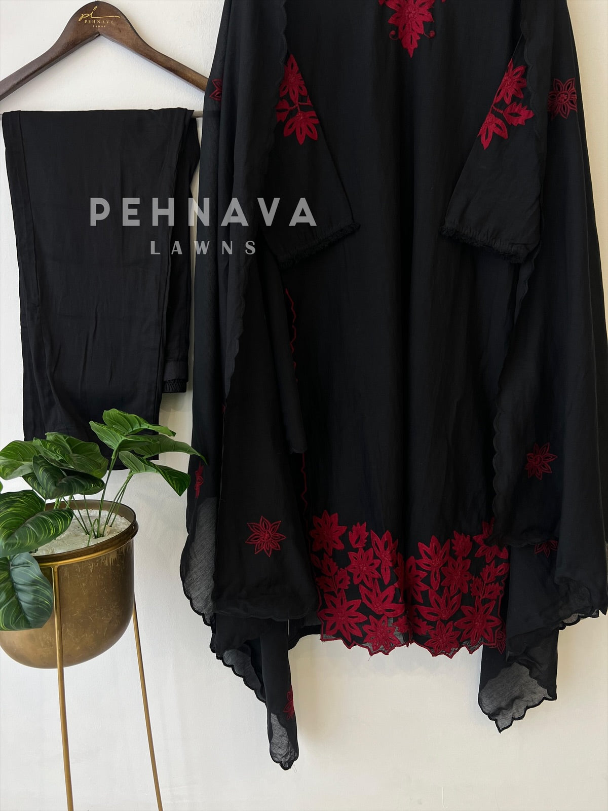 Embroidered Chanderi Suit