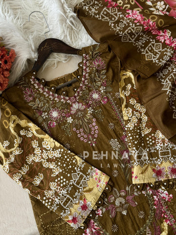 Floral Embroidered Cotton Suit-4107 - Pehnava Lawns
