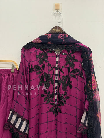 CHARIZMA STITCHED LUXURY COLLECTION-VSL25-39 - Pehnava Lawns