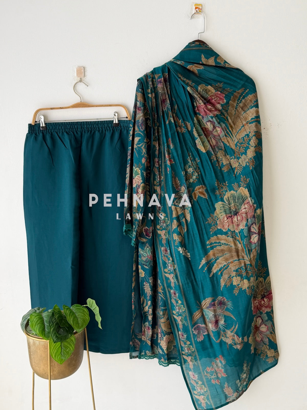 Floral Printed Three Piece Set-13105