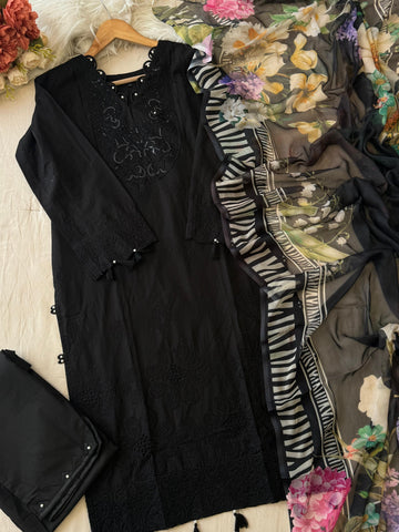 Premium Black Pak-Suit With Chiffon Dupatta - Pehnava Lawns