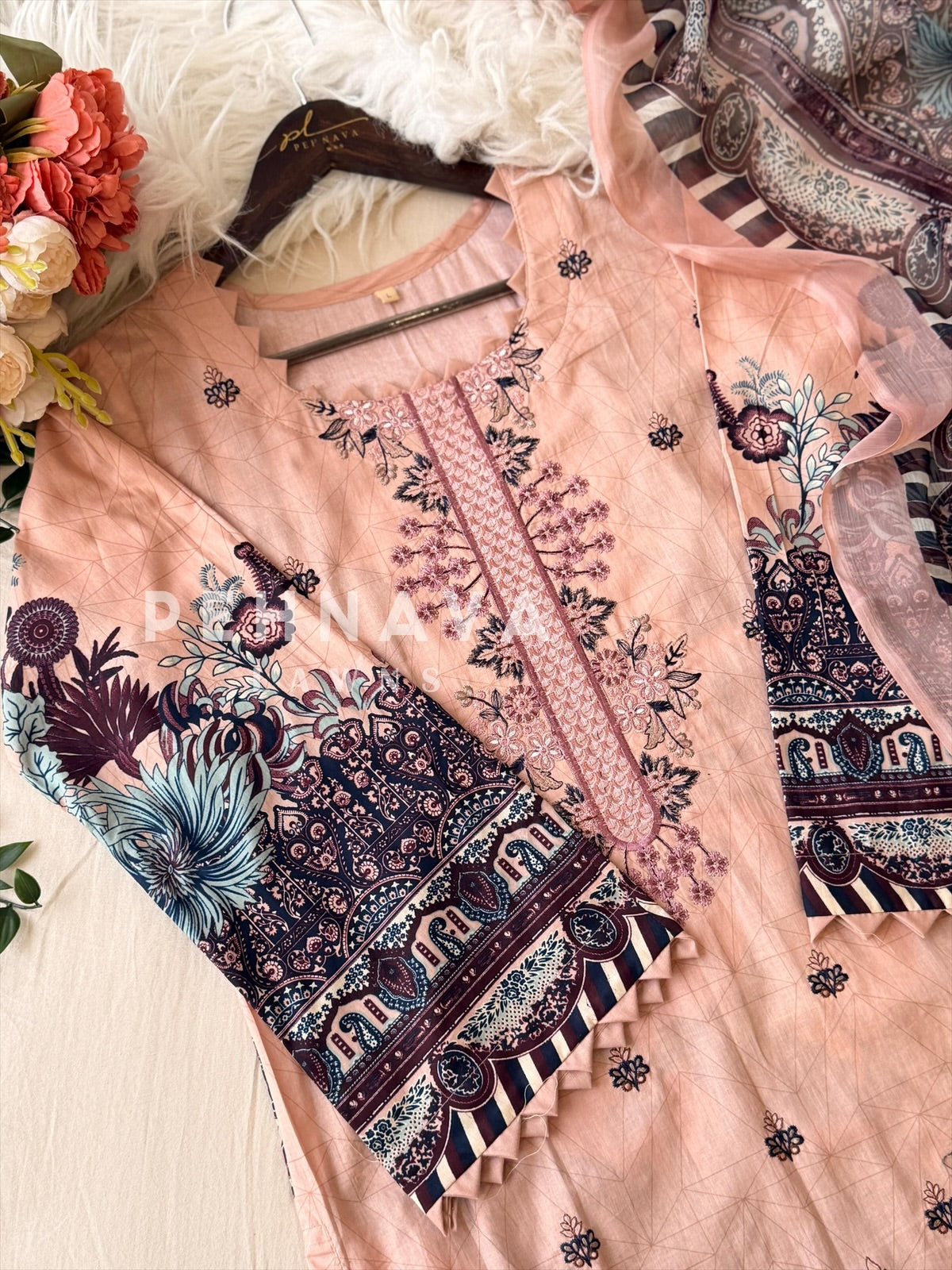 Signature Embroidered Lawn Unstitched Suit-3356
