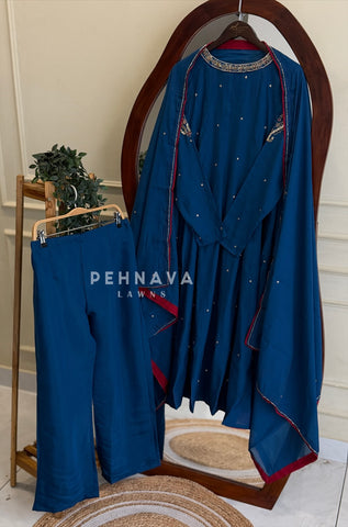 Handworked Neck Suit Set H-311
