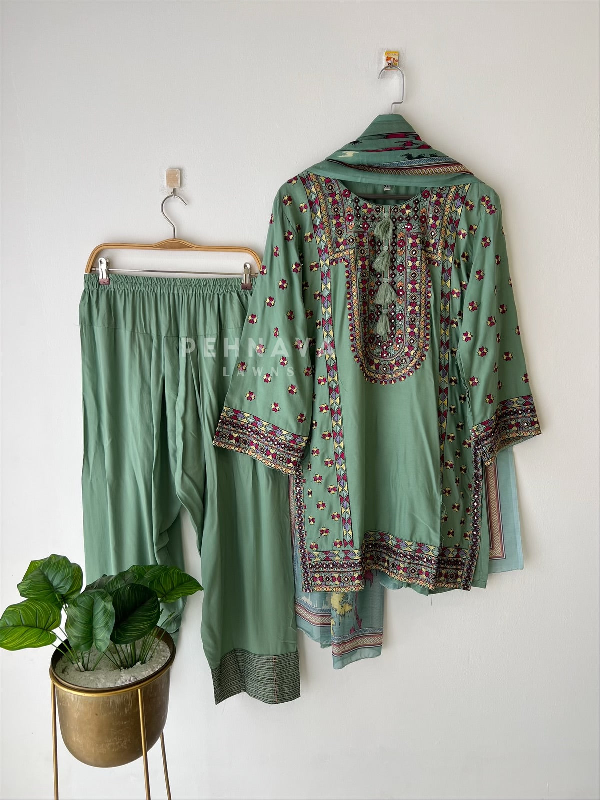 Trendy Farshi Salwar