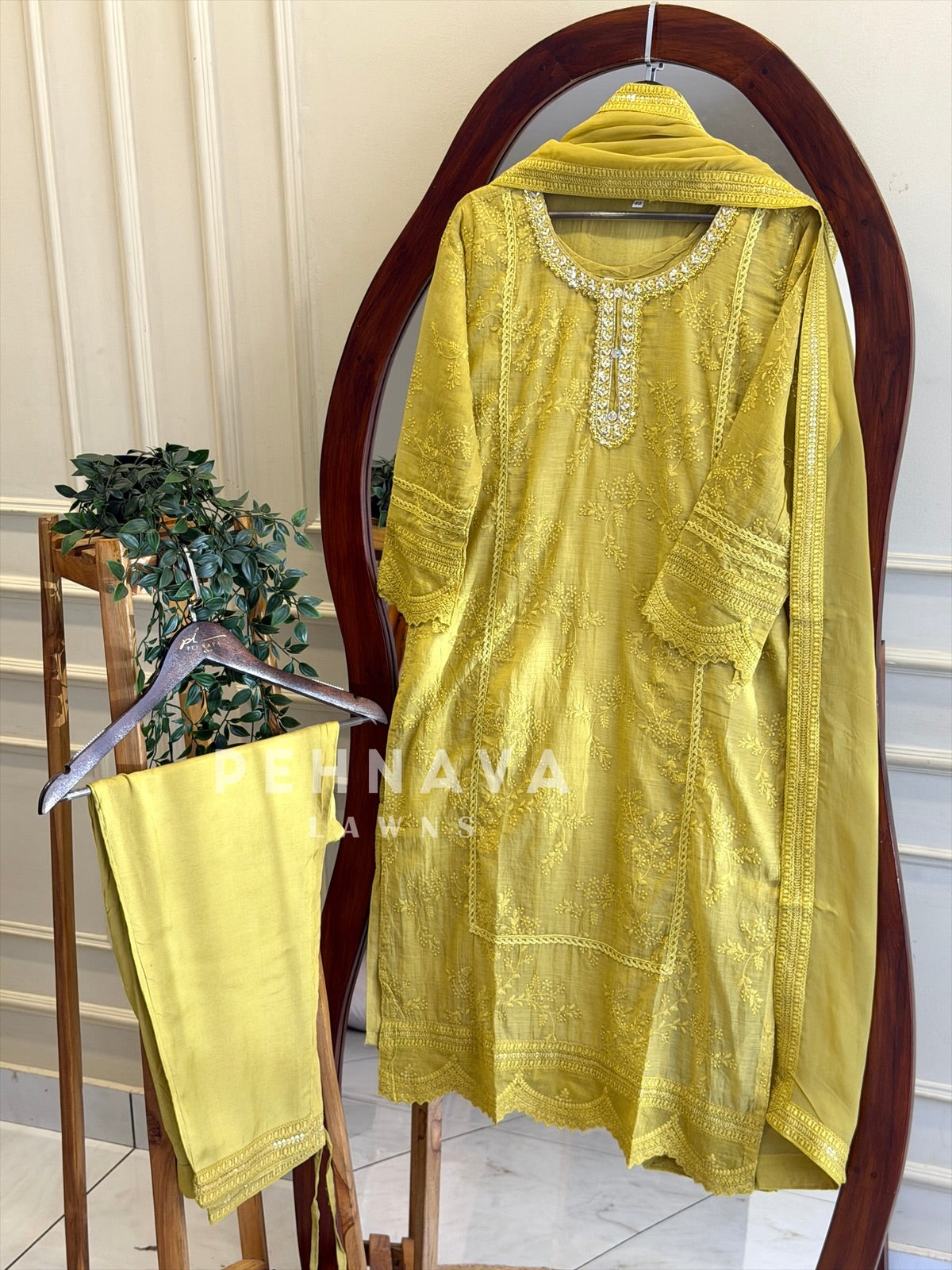 Chandheri Floral Embroidered Suit 1679