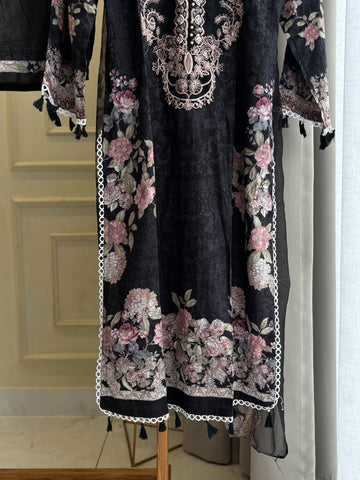 Floral Printed Pak-Suit-005