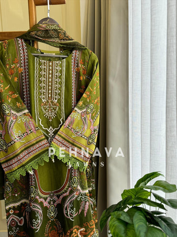 Classic Pakistani Lawn Suit - Pehnava Lawns