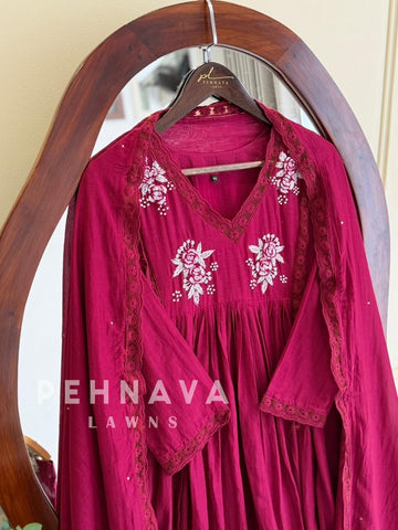 Lace-Trimmed Kurta Set