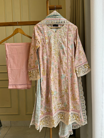 Signature Lawn Suit Featuring Cutwork-3
