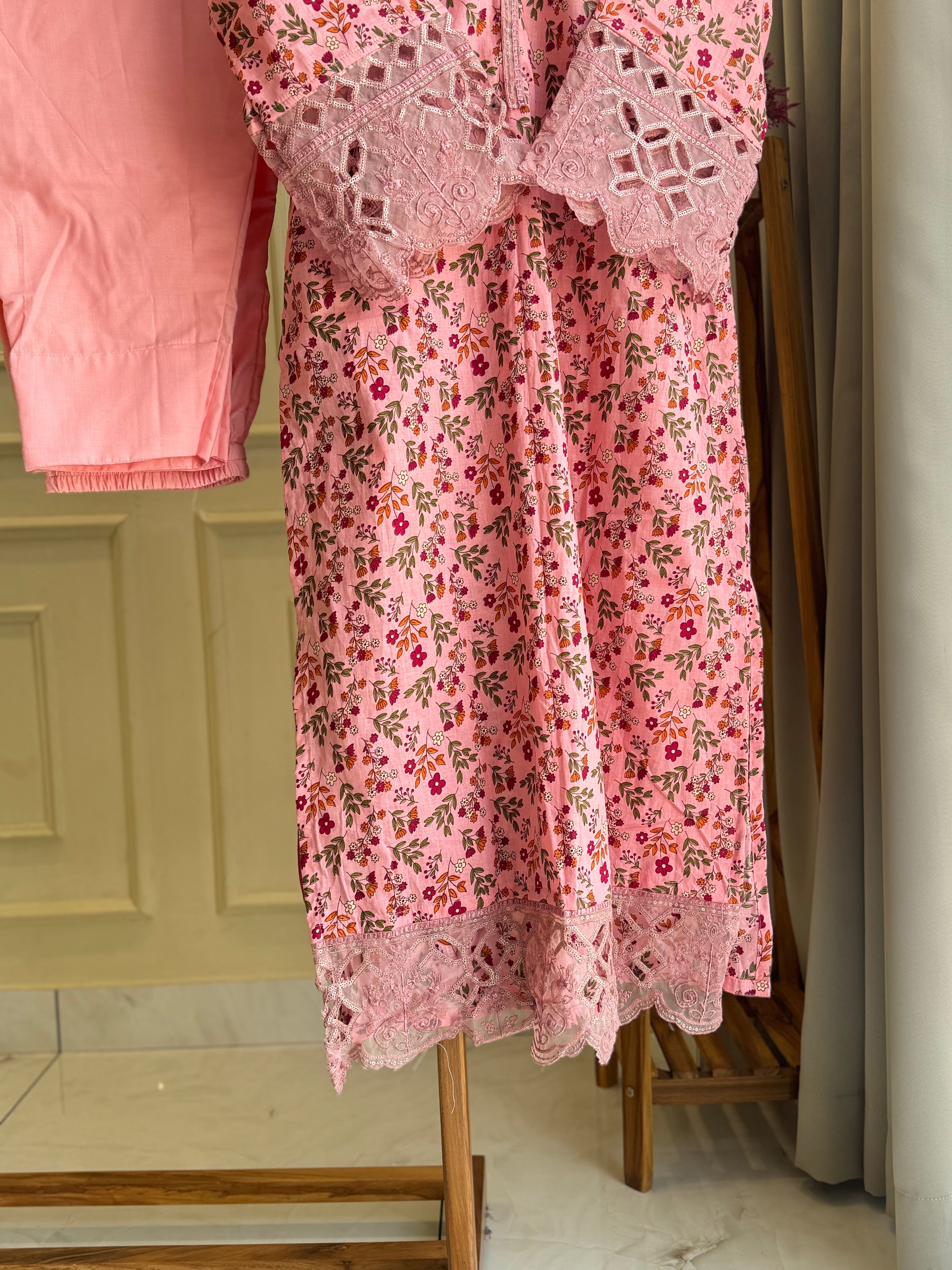 Modern Cutwork Suit-1002