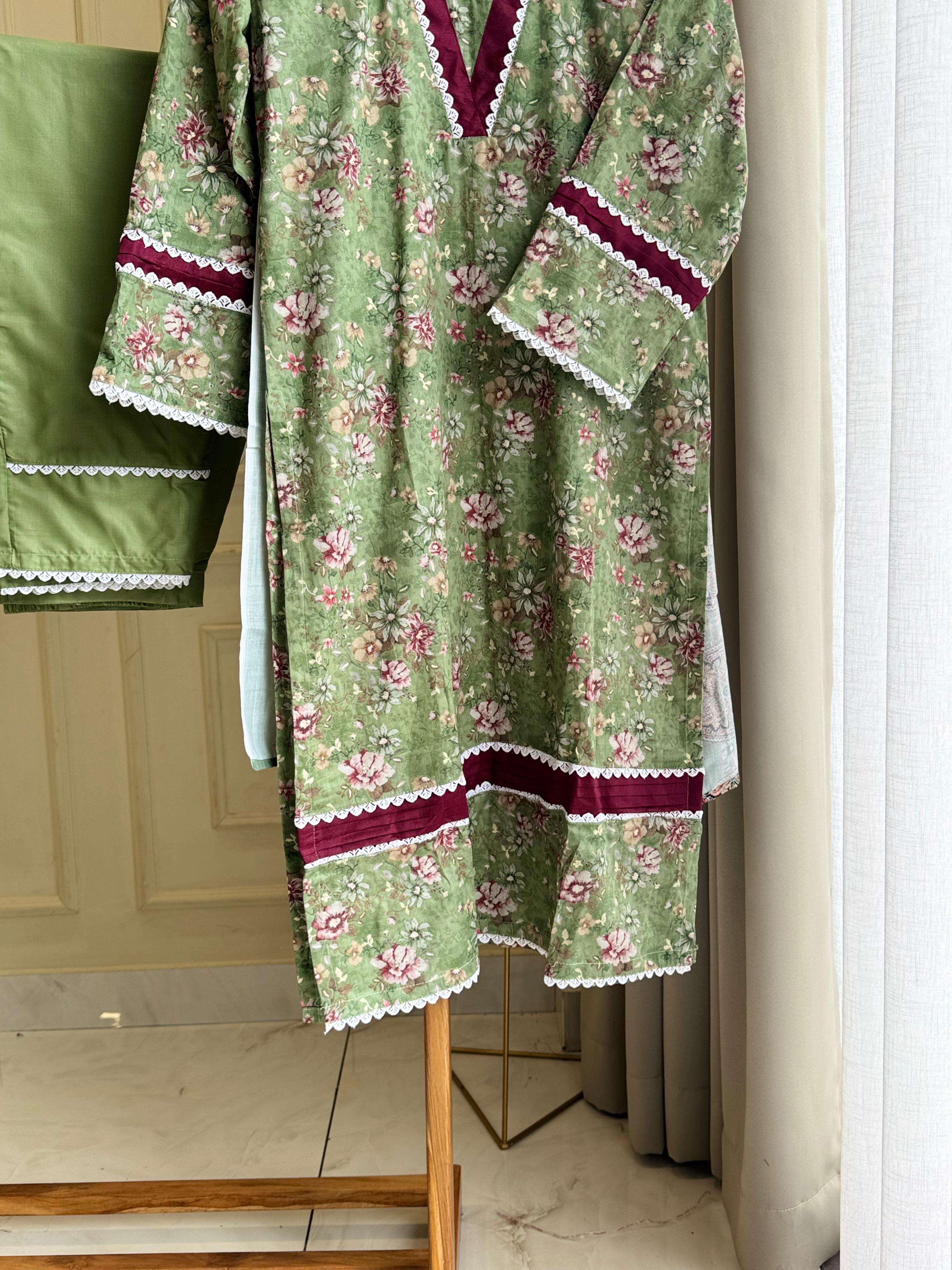 Cotton Printed Casual Suit Ft. Cotton Dupatta-4