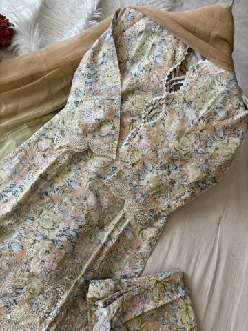 Lace Trimmed Floral Suit-Set-5004