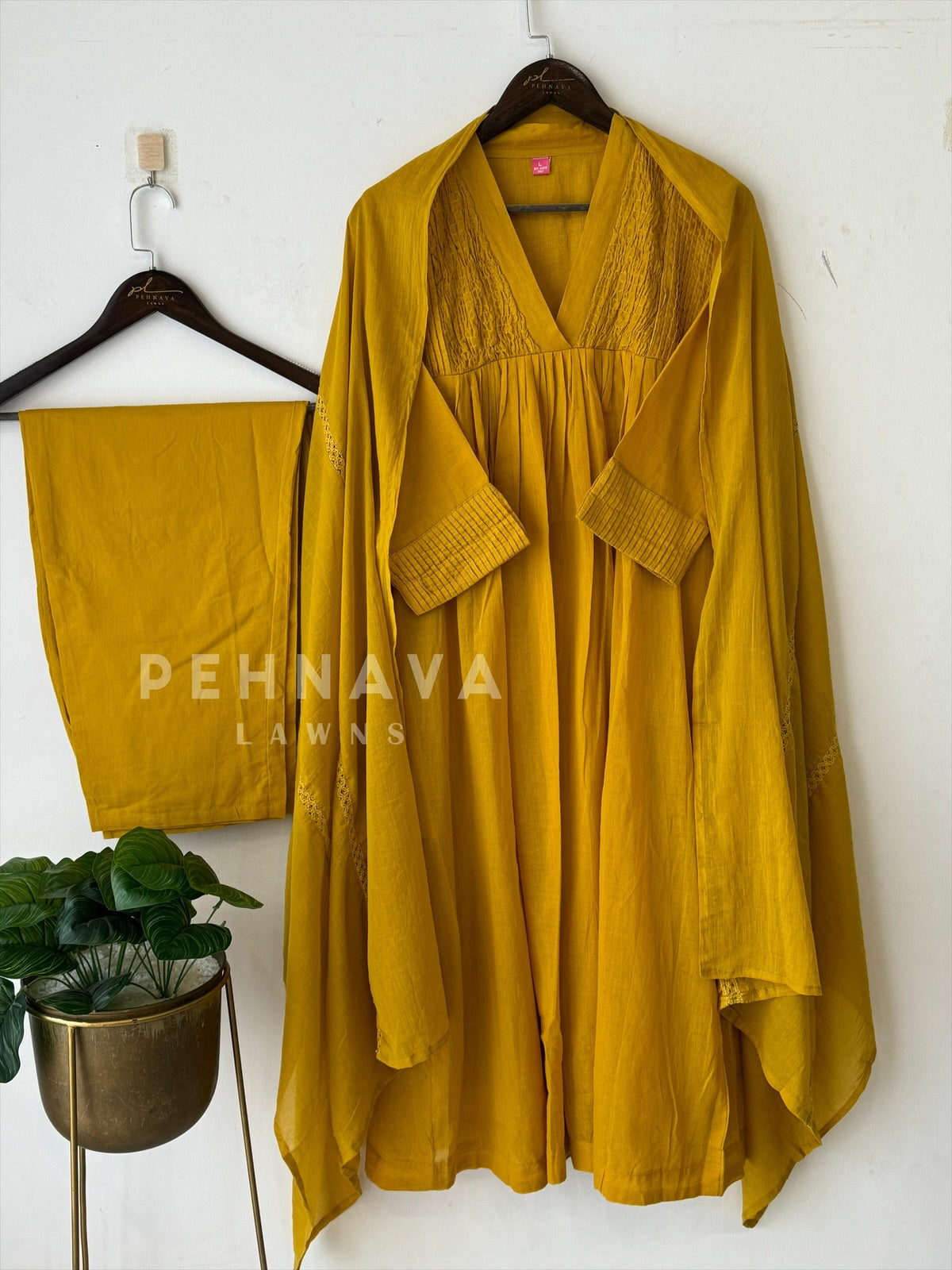 Mulcotton Pleated Ensemble