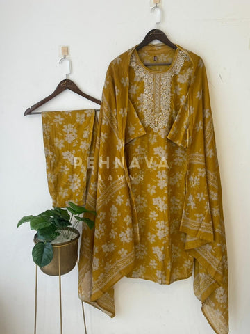 Floral Embroidery Suit Set-18233 - Pehnava Lawns