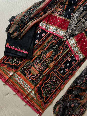 Casual Chic Pakistani Suit-black 1029A