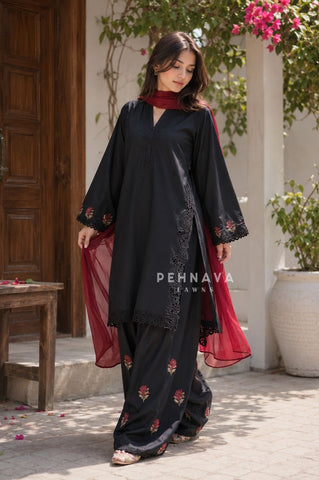 Floral Embroidered Farshi Salwar