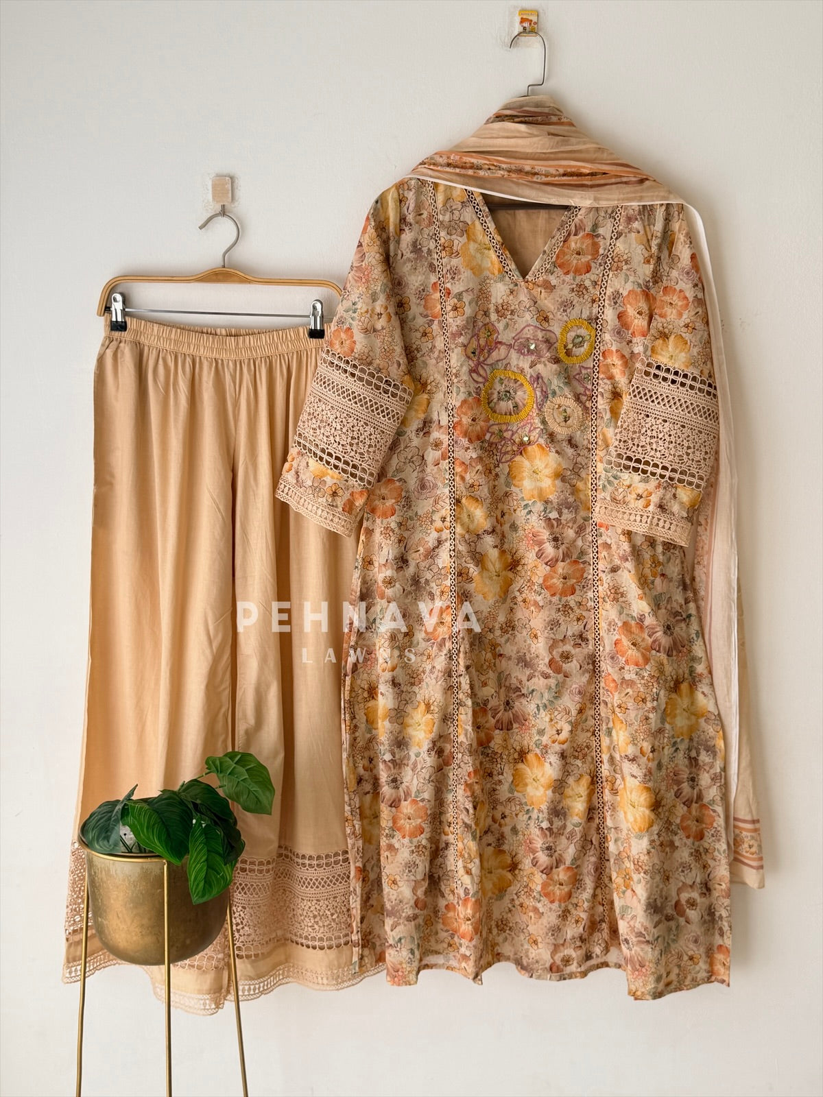 Floral Print Cotton Suit with Lace