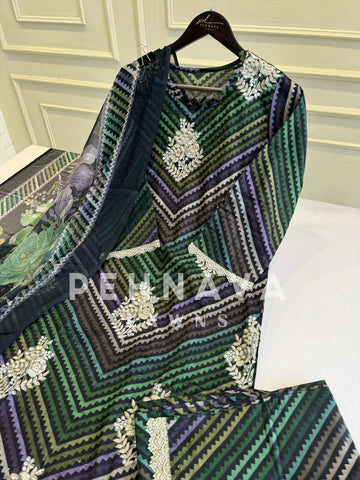 Chevron Lawn Suit with Printed Dupatta-Chiffon/Cotton