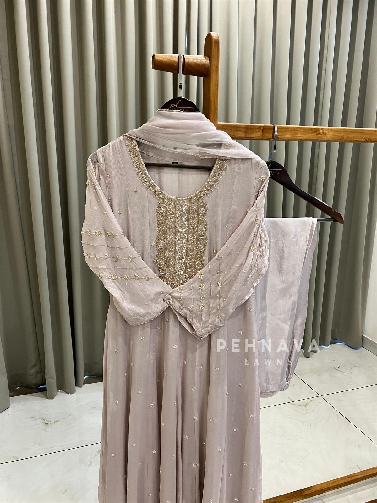 Beaded Neck Detail Suit - Pehnava Lawns