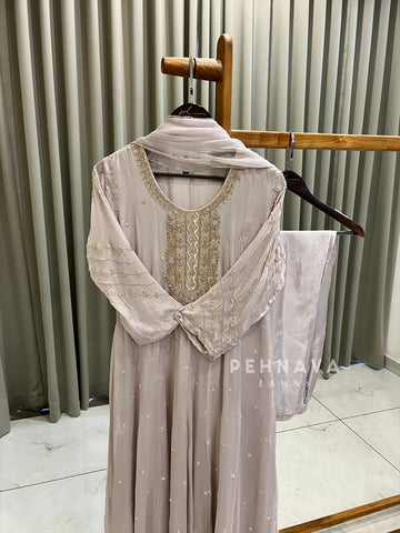 Beaded Neck Detail Suit - Pehnava Lawns