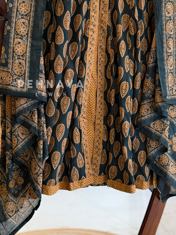 Ajrak Print A-Line Suit Set 11021-24
