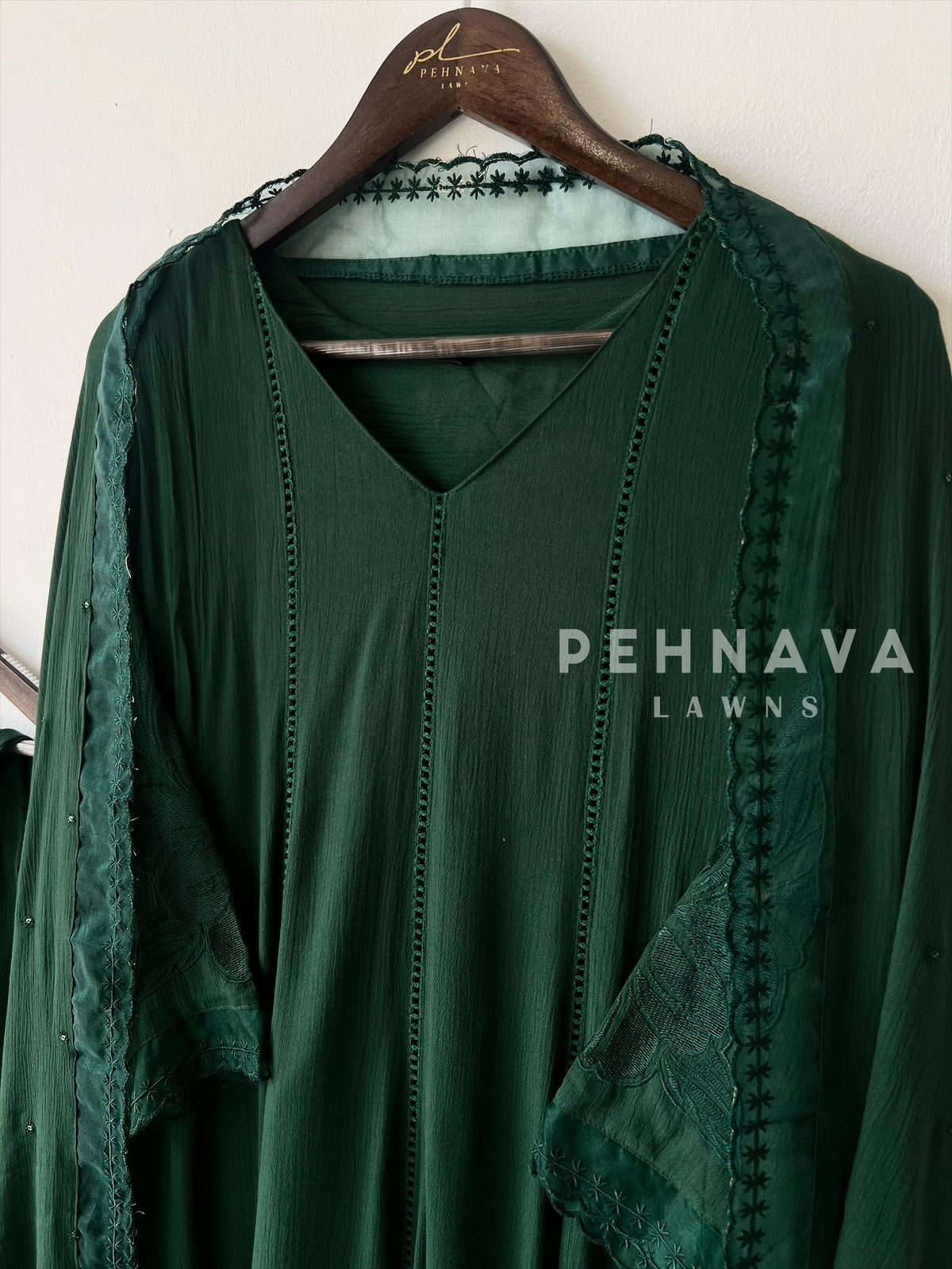 Lace Detail Crinkled Rayon Suit