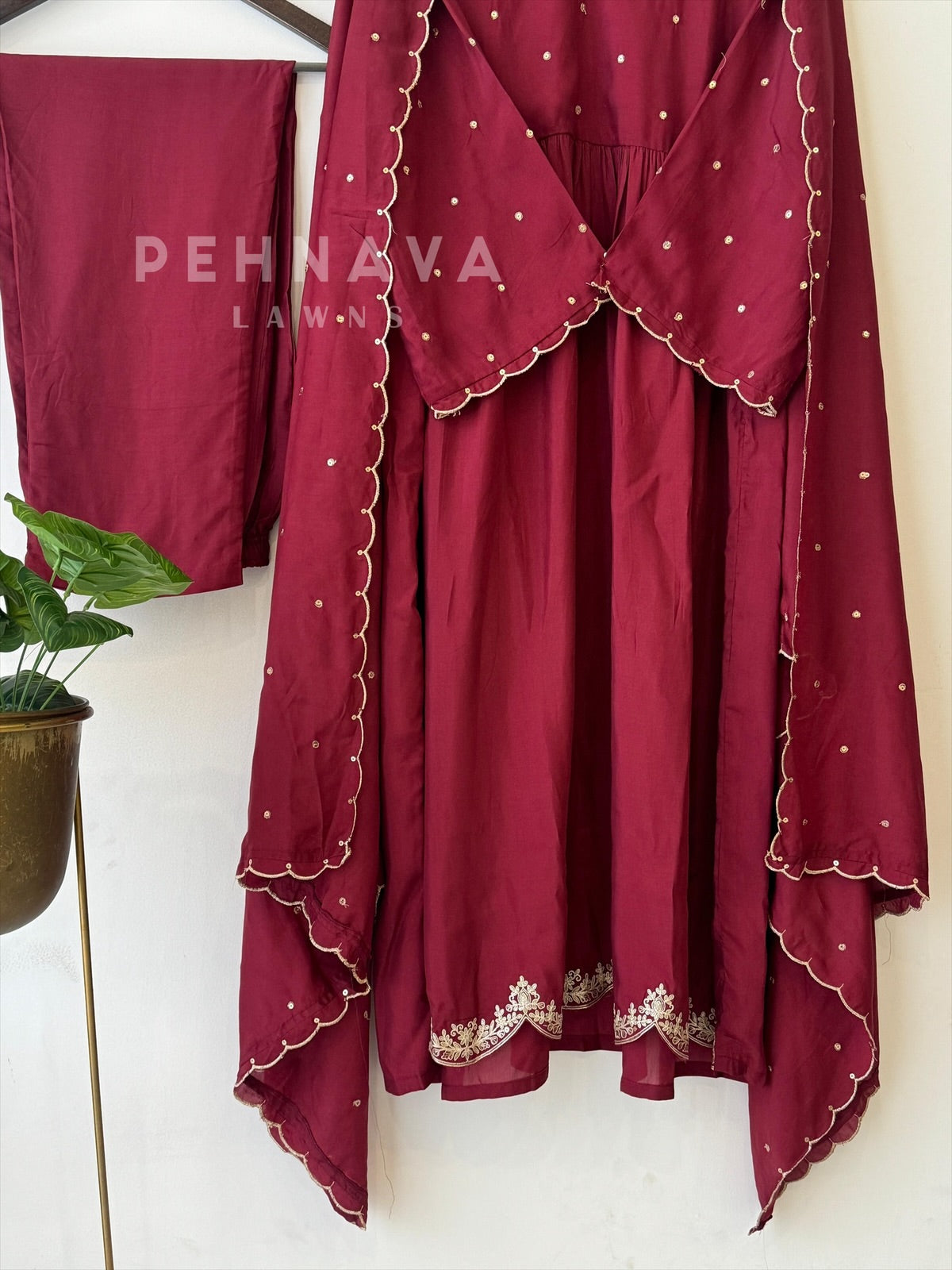 Muslin Gold Embroidery Suit 12601