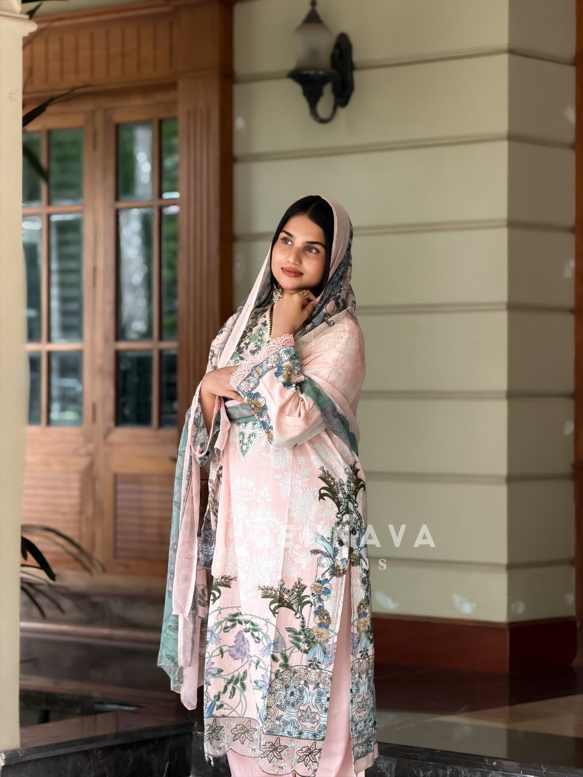 Signature Embroidered lawn Unstitched Suit 1519