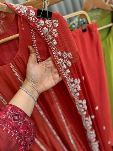 Premium Handworked Crepe Stright-cut suit-3468