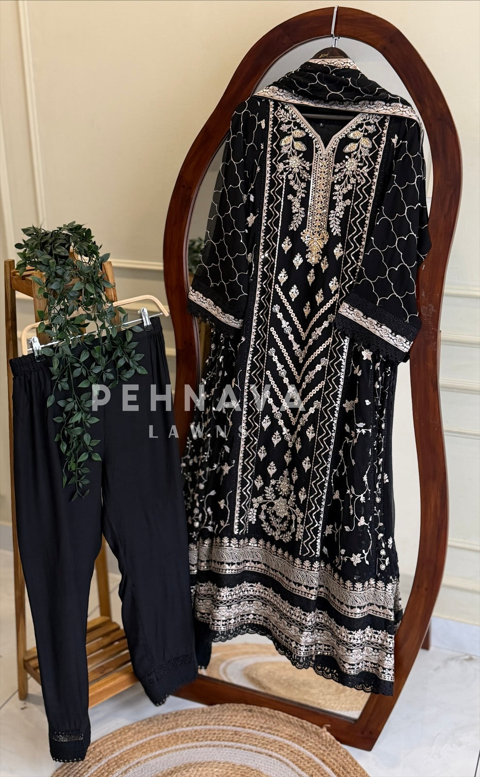 Agha Noor Formal Chiffon Ensemble