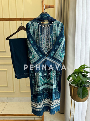 Classic Pakistani Lawn Suit