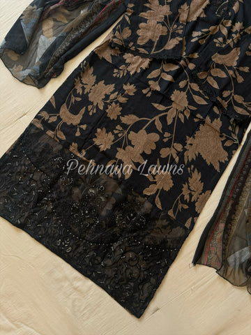 Formal Cotton Suit Featuring Embroidered patches-1085 B