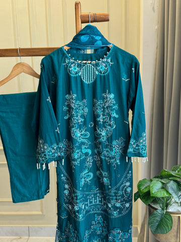 New Stitched Embellished Floral Suit-3