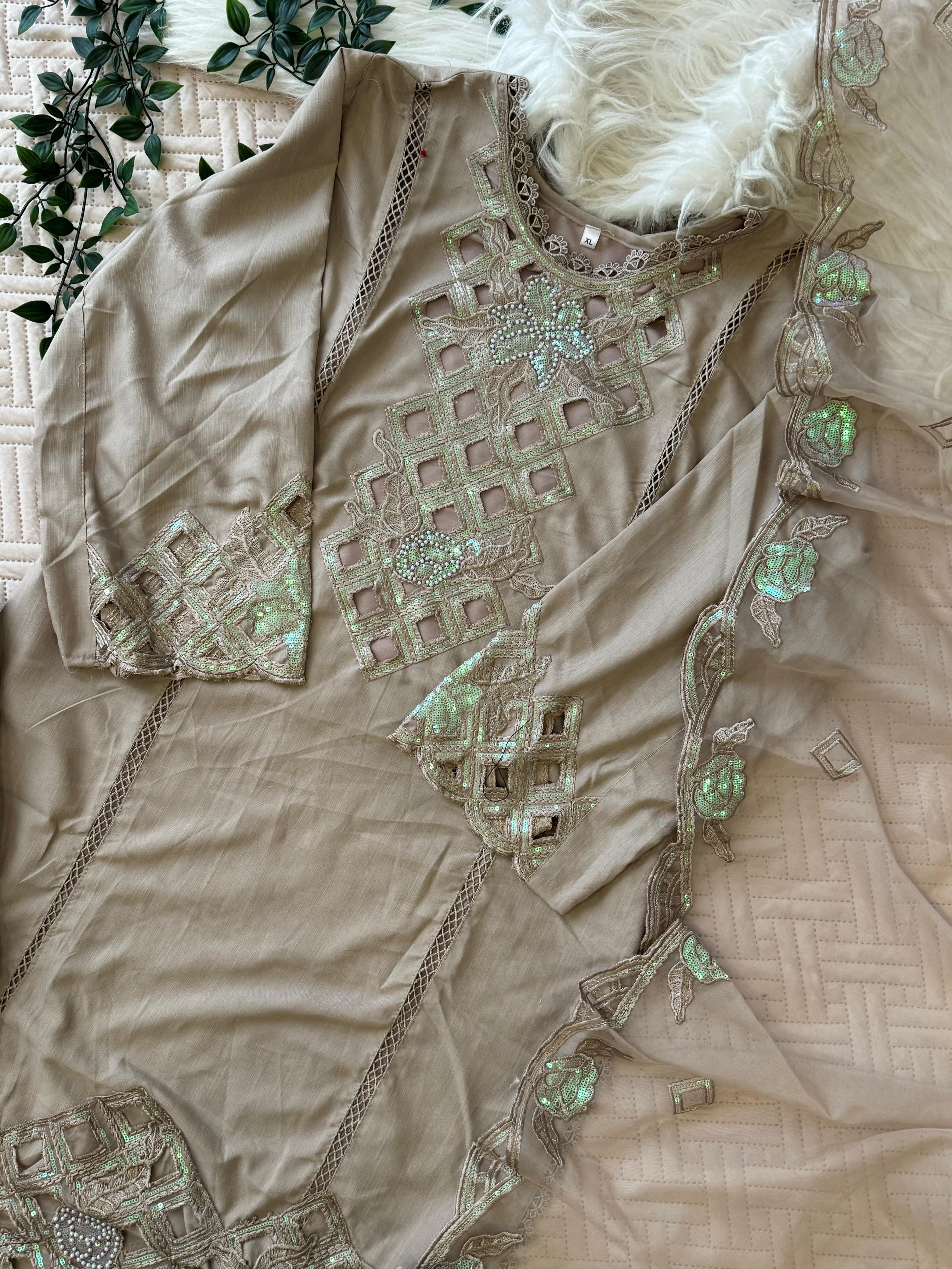 Cutwork Embroidered Pak-Suit-1