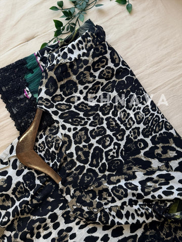 Signature Printed Lawn Unstitched Suit 1845
