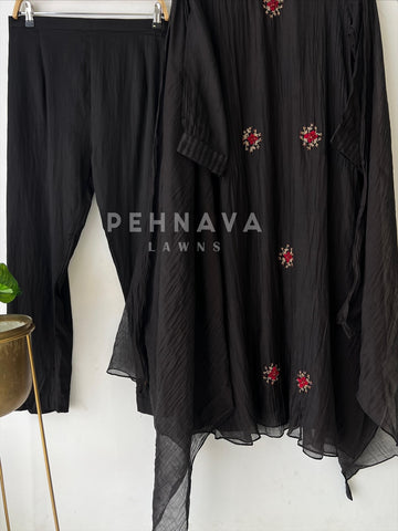 Premium Mul-Chandheri Handworked Suit - Pehnava Lawns