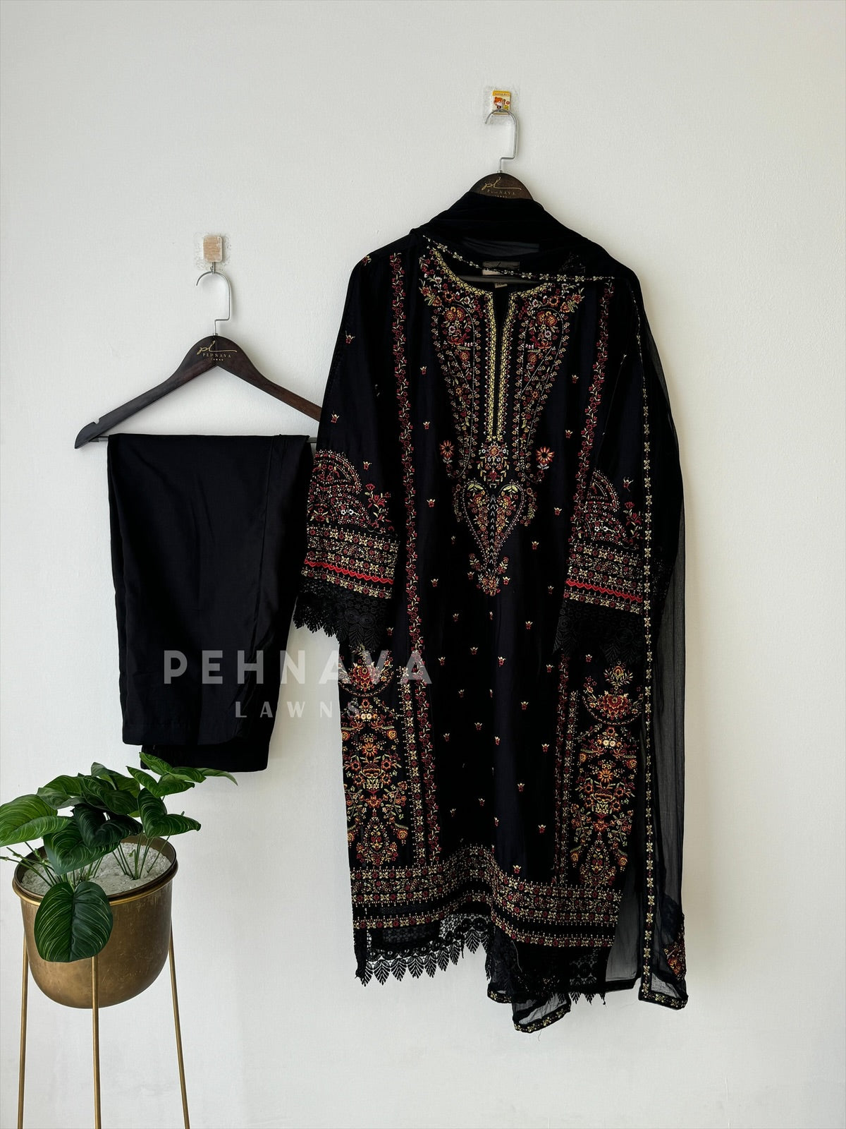 Hit Black Embroidered  Suit-5928