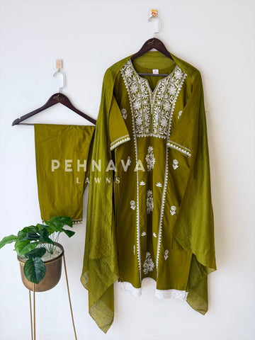 Panel Embroidered Three Piece Set