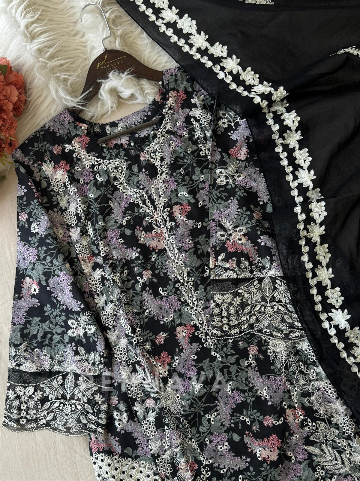 Classic Floral Embroidery Cotton Suit Set-1474