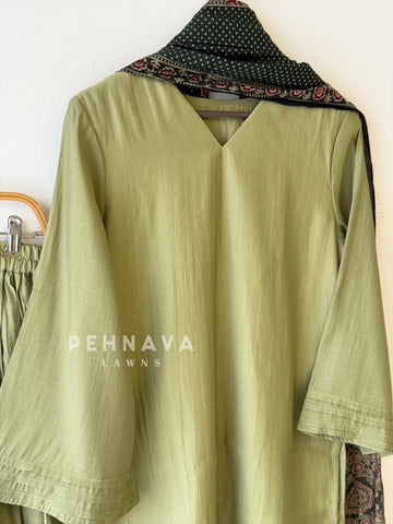 Farshi Shalwar Set with Printed Dupatta B269