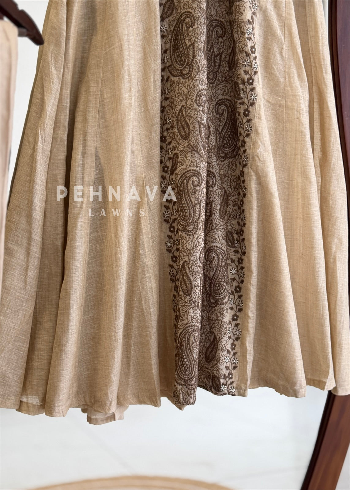 Panel Embroidered Three Piece Set 5410