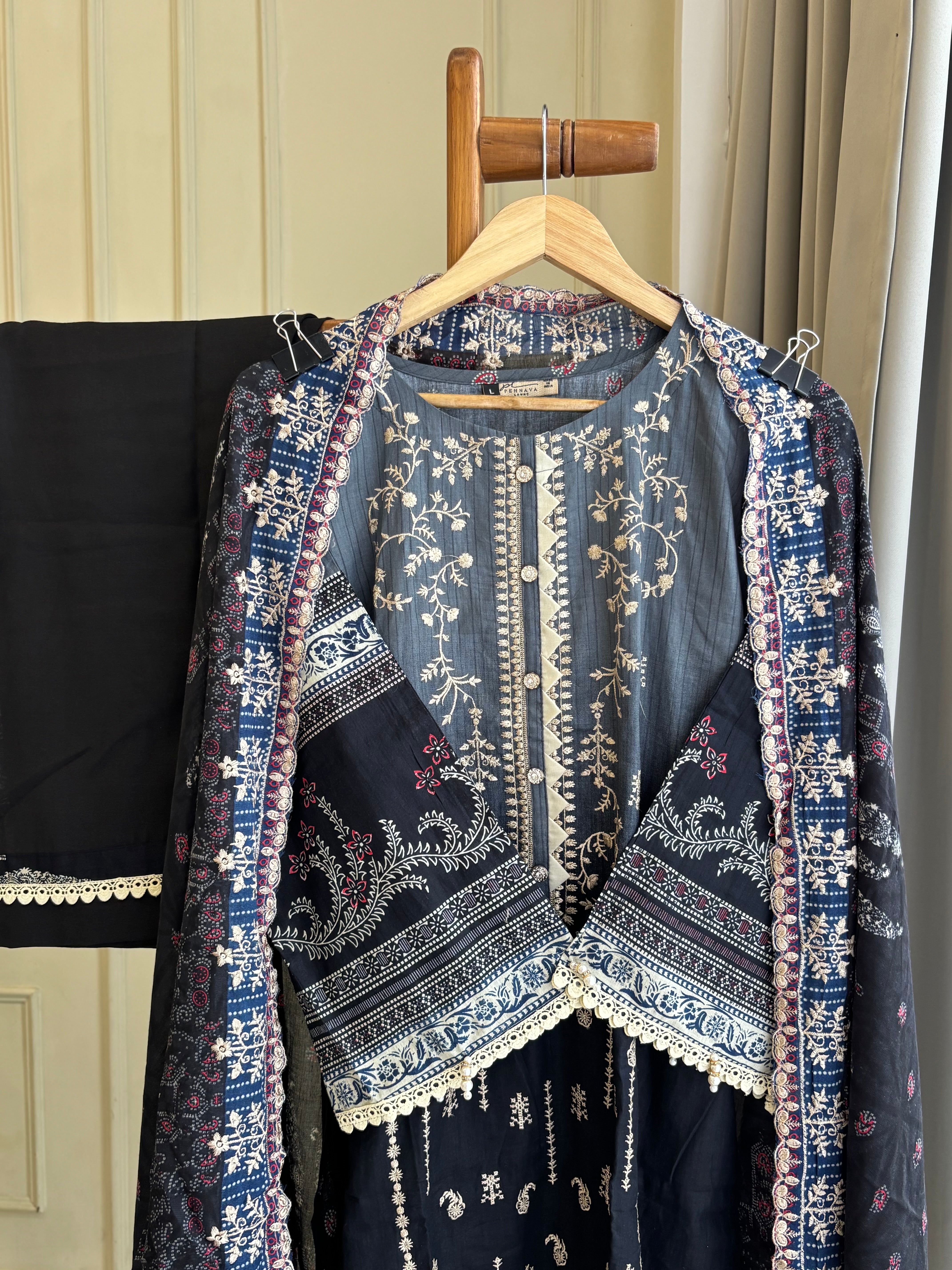 Black Printed Pakistani Salwar-3