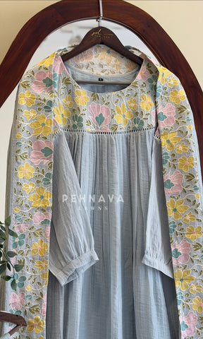 Floral Embroidered Suit 13216