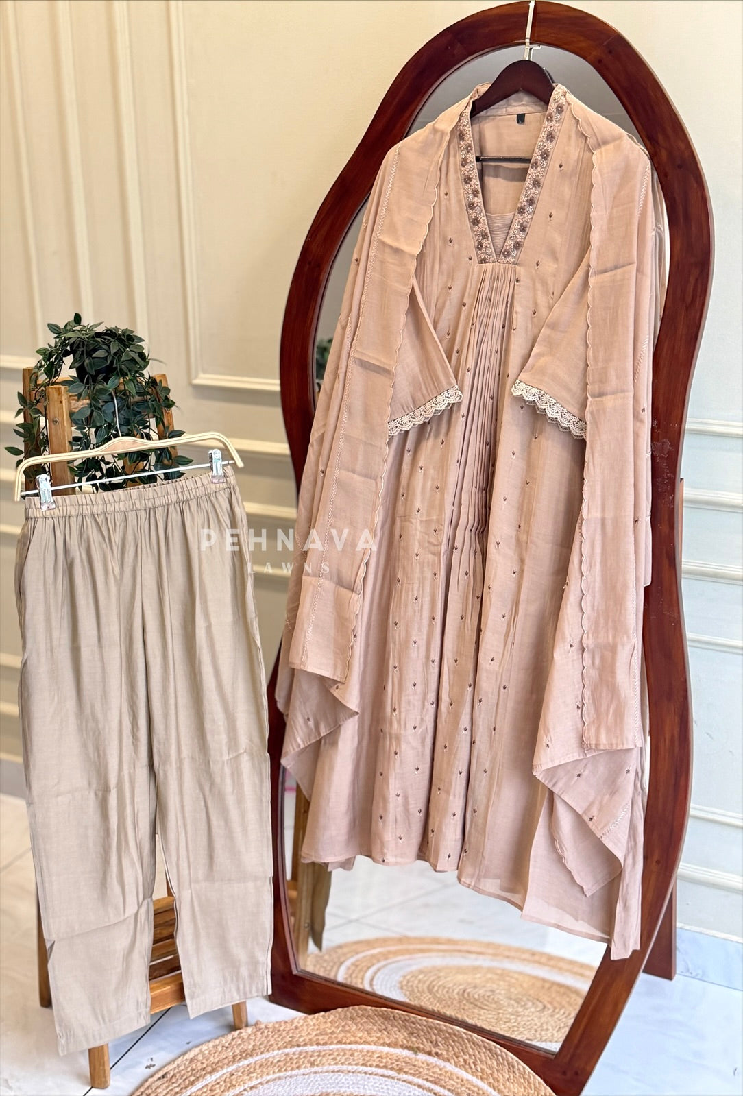 Floral Yoke Pleated Suit Set 19259