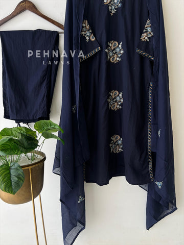 Paisley Embroidery Suit-4179 - Pehnava Lawns