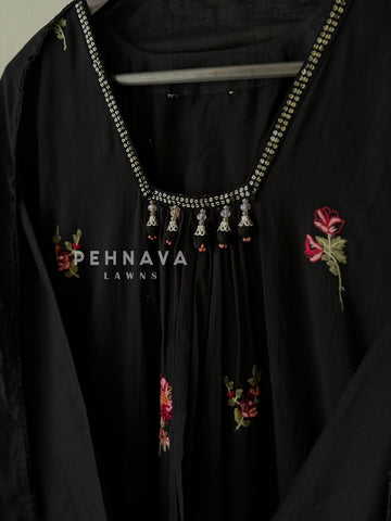 Neck Tassel Embroidered Suit-4163 - Pehnava Lawns