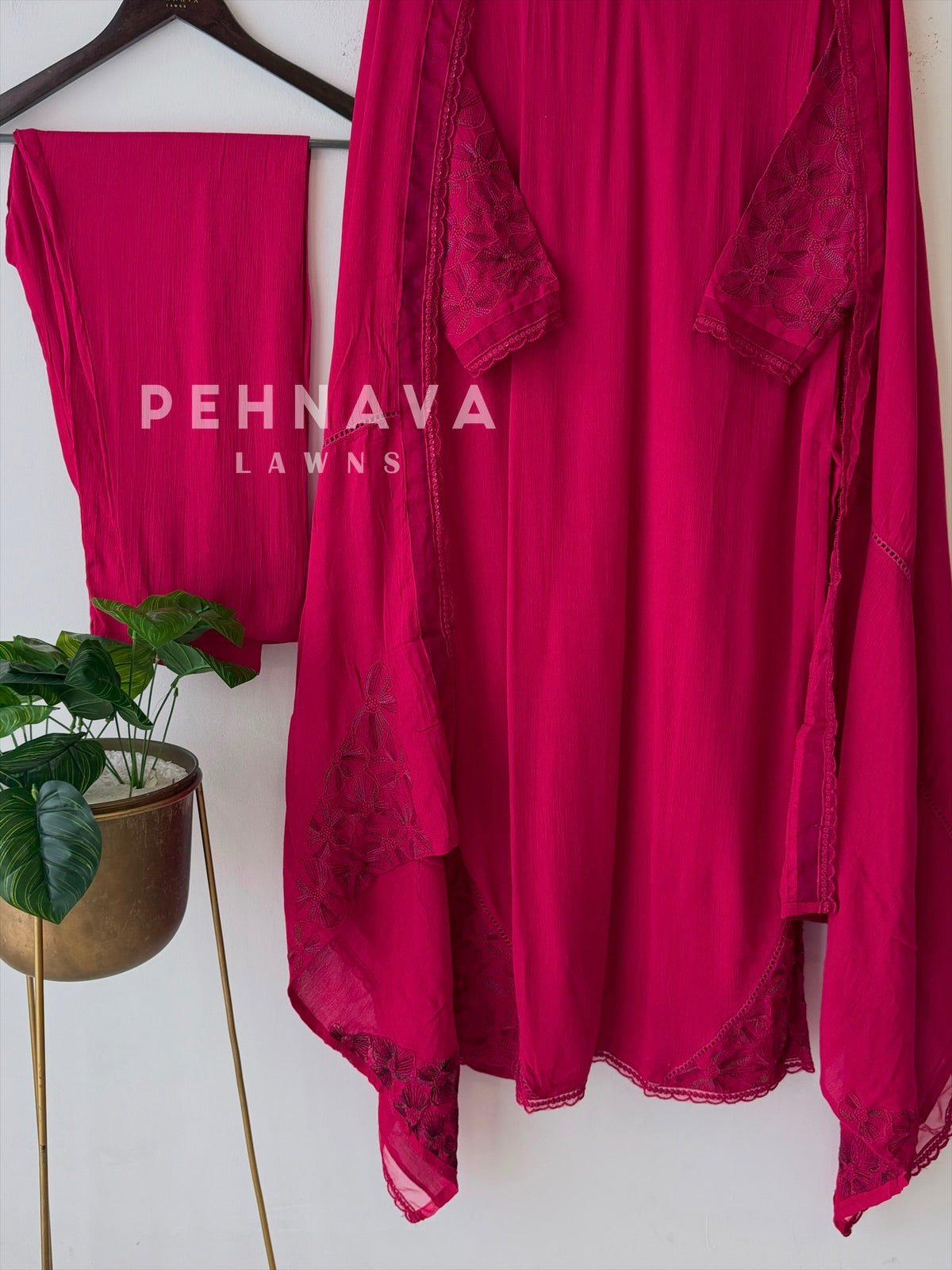 Embroidered Lace Detailed Suit-1001